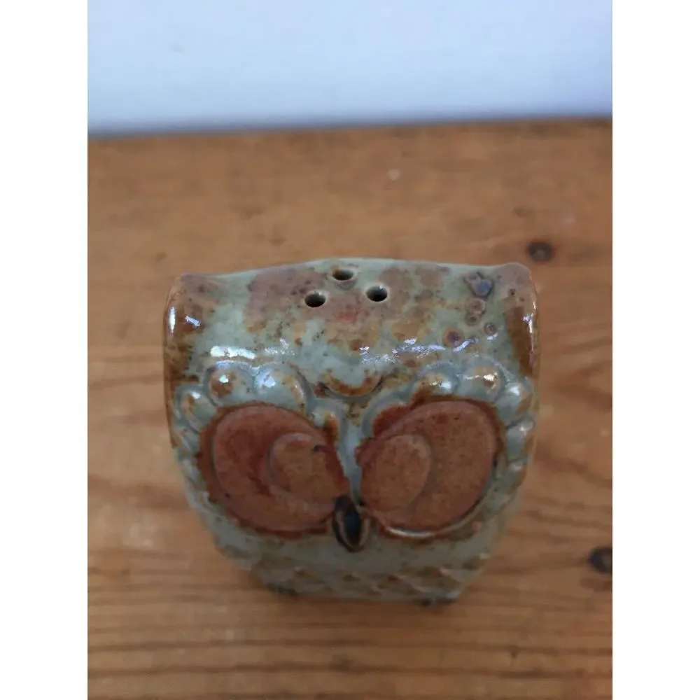 Vtg Japan Glazed Stoneware Ceramic Owl Figure Salt Or Pepper Spice Shaker 3.5